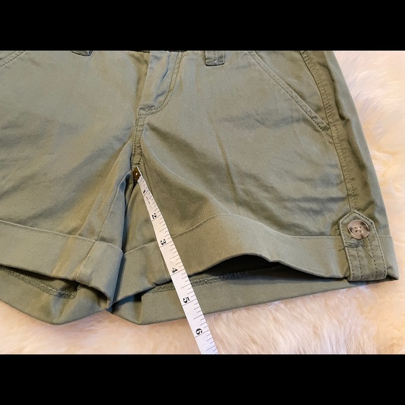 Banana Republic Weekend Short 00P - Picture 6 of 8